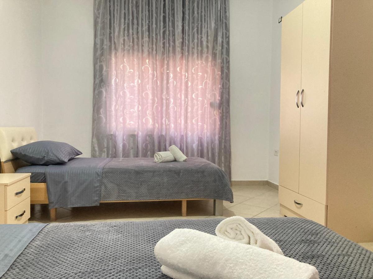 Lungomare Holiday Apartments Дуррес Экстерьер фото