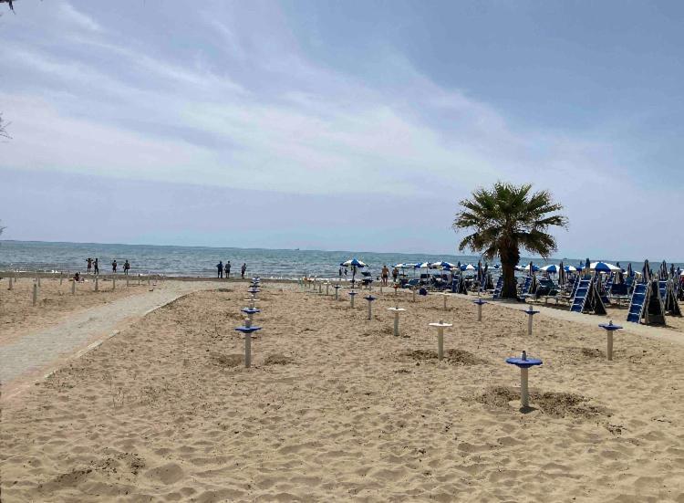 Lungomare Holiday Apartments Дуррес Экстерьер фото