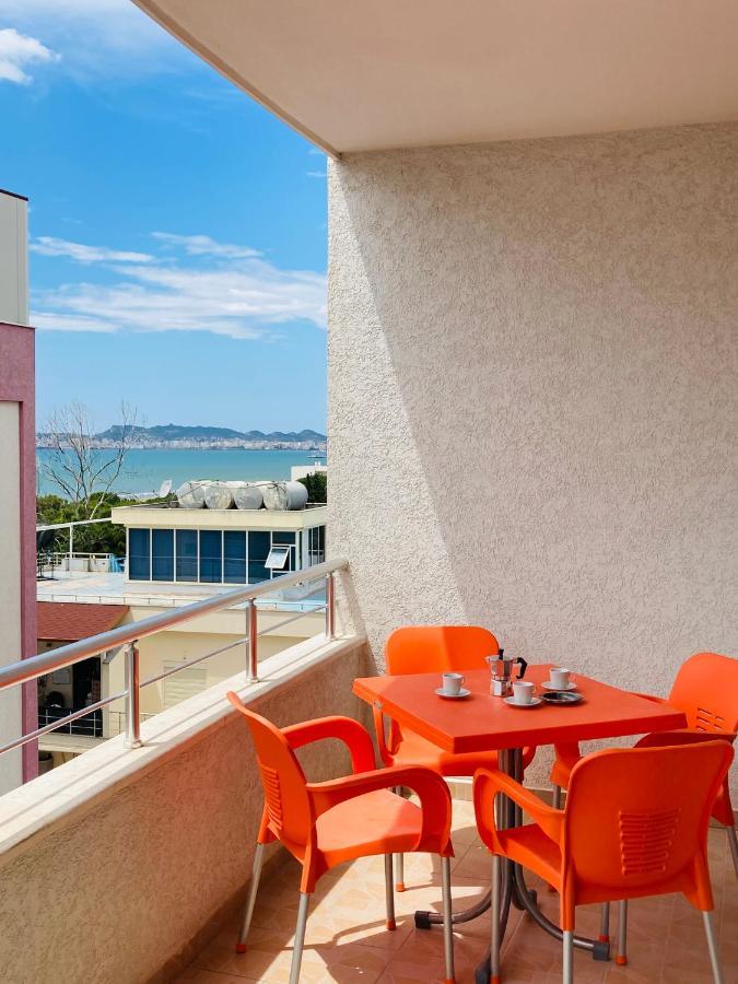 Lungomare Holiday Apartments Дуррес Экстерьер фото