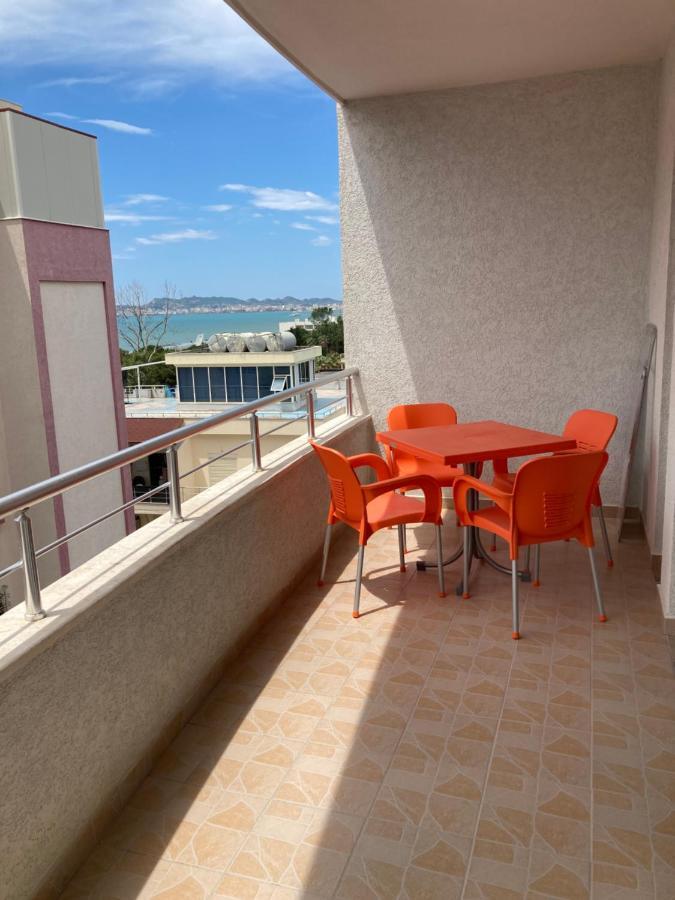 Lungomare Holiday Apartments Дуррес Экстерьер фото