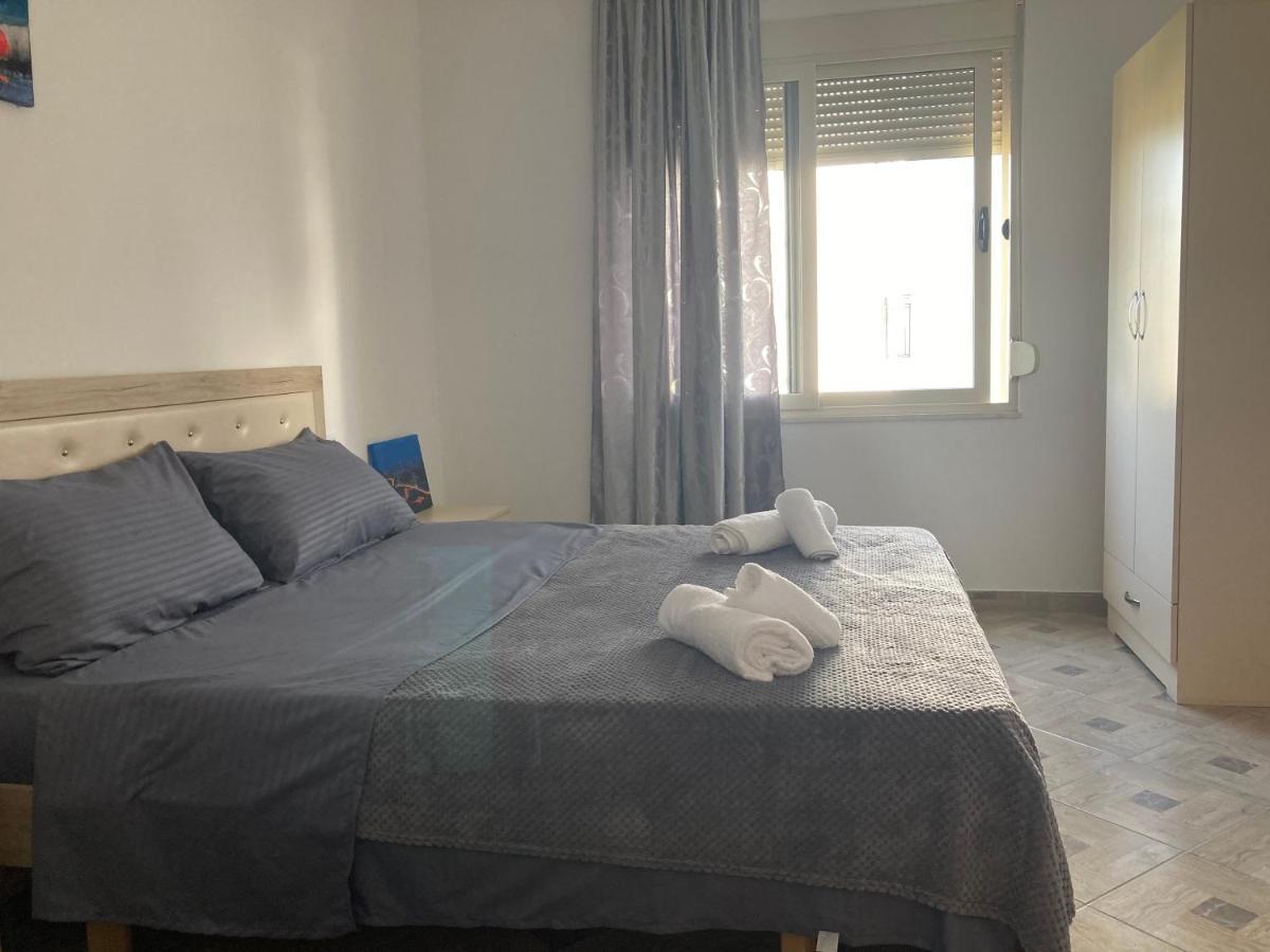 Lungomare Holiday Apartments Дуррес Экстерьер фото