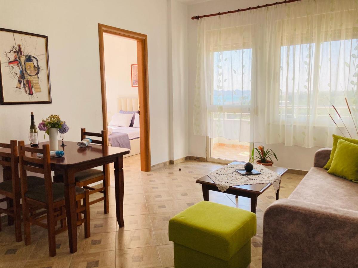 Lungomare Holiday Apartments Дуррес Экстерьер фото