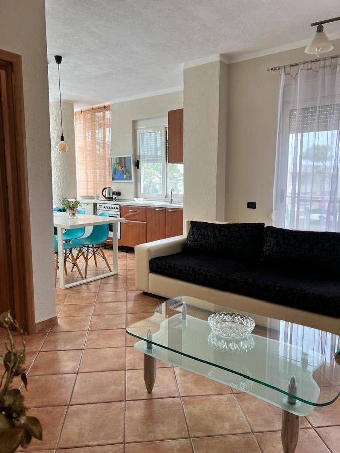 Lungomare Holiday Apartments Дуррес Экстерьер фото