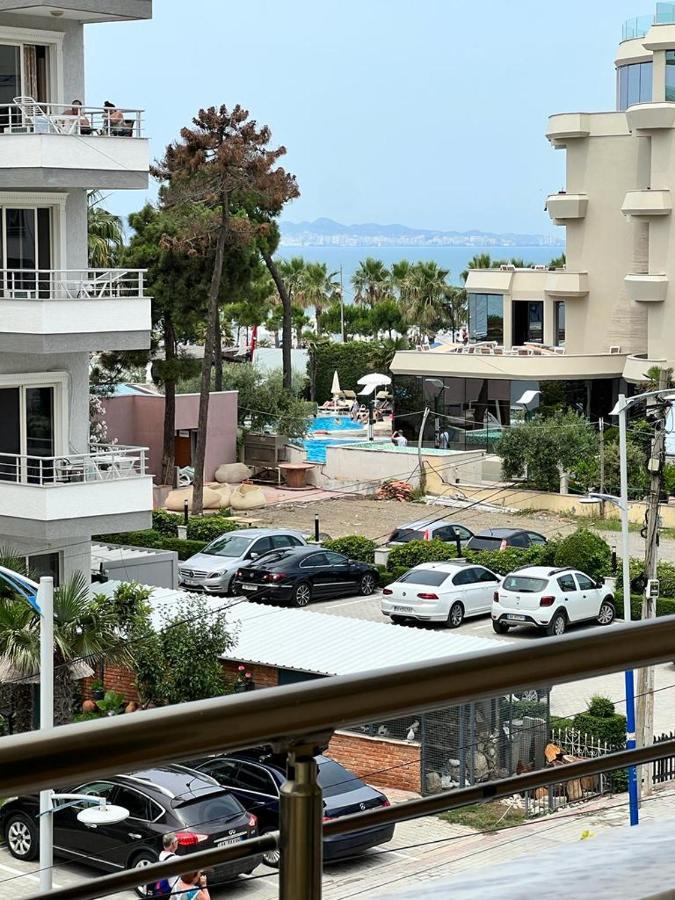 Lungomare Holiday Apartments Дуррес Экстерьер фото